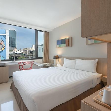 Vic 3 Bangkok Hotel Luaran gambar