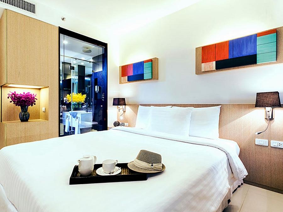 Vic 3 Bangkok Hotel Luaran gambar